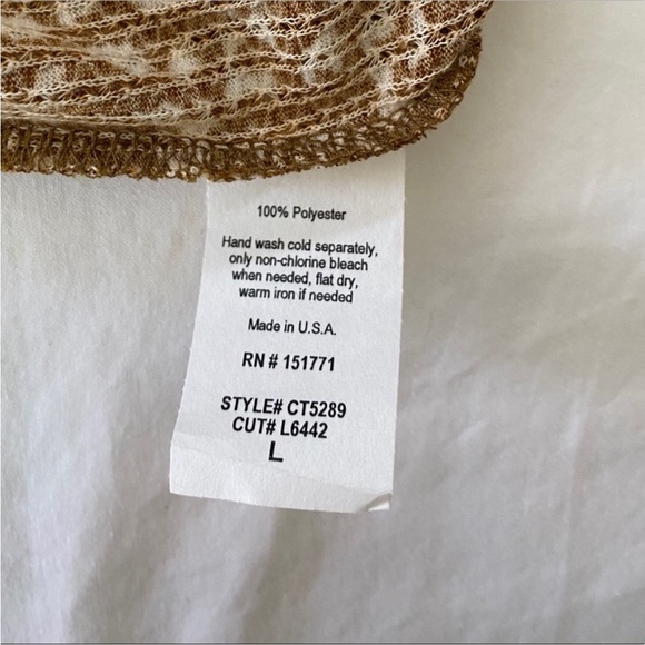 Gilli V-Neck Bodysuit - Picture 5 of 8